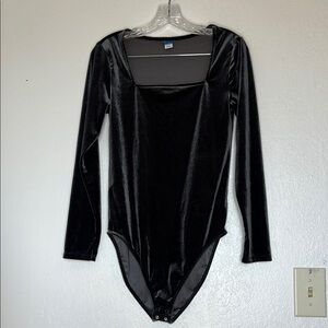 Old navy chic Black Velvet Long Sleeve Bodysuit Sz M